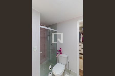 Banheiro da Suíte de apartamento à venda com 3 quartos, 110m² em Cambuí, Campinas