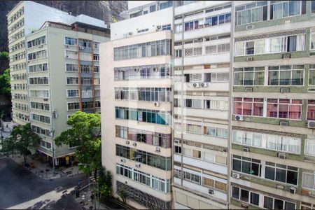 Vista da Sala de apartamento à venda com 1 quarto, 31m² em Copacabana, Rio de Janeiro