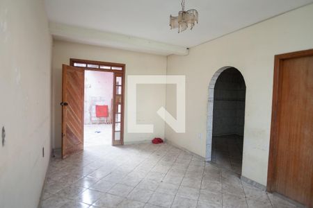 sala de casa para alugar com 4 quartos, 150m² em Aparecida, Belo Horizonte