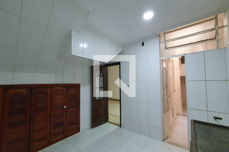 Cozinha primeiro andar de apartamento para alugar com 4 quartos, 160m² em Grajaú, Rio de Janeiro