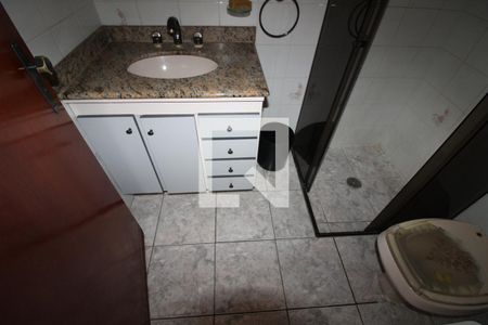 Banheiro de casa para alugar com 3 quartos, 115m² em Vila California, São Paulo