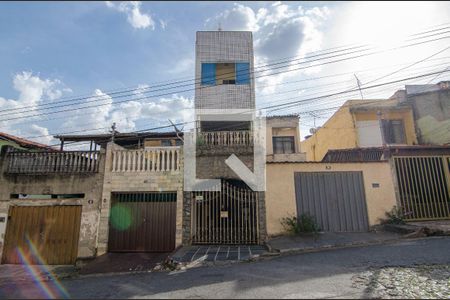 Casa à venda com 4 quartos, 186m² em Dom Bosco, Belo Horizonte