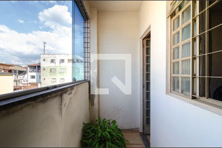 Casa à venda com 4 quartos, 186m² em Dom Bosco, Belo Horizonte