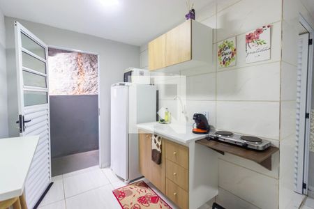 Cozinha de casa para alugar com 1 quarto, 18m² em Jaguaré, São Paulo