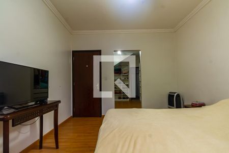 Casa à venda com 4 quartos, 320m² em Partenon, Porto Alegre