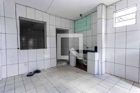 Cozinha de casa para alugar com 1 quarto, 45m² em Vila Brasilina, São Paulo