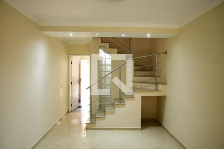 Casa de condomínio para alugar com 79m², 2 quartos e 2 vagasSala