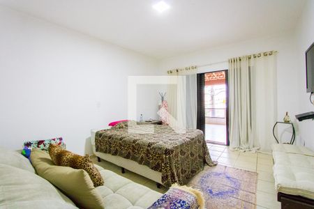 Casa à venda com 230m², 3 quartos e 2 vagas Casa à venda com 230m², 3 quartos e 2 vagasQuarto 3 - Suíte