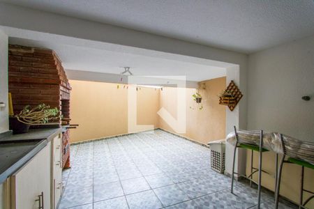 Casa à venda com 230m², 3 quartos e 2 vagas Casa à venda com 230m², 3 quartos e 2 vagasEspaço gourmet