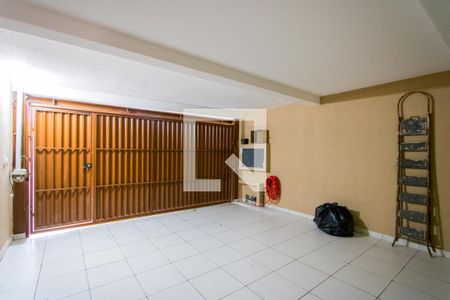 Casa à venda com 230m², 3 quartos e 2 vagas Casa à venda com 230m², 3 quartos e 2 vagasGaragem