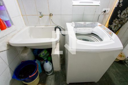 Casa à venda com 230m², 3 quartos e 2 vagas Casa à venda com 230m², 3 quartos e 2 vagasÁrea de serviço