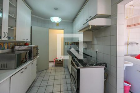 Apartamento à venda com 96m², 3 quartos e 2 vagas Apartamento à venda com 96m², 3 quartos e 2 vagasCozinha