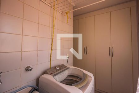 Apartamento à venda com 96m², 3 quartos e 2 vagas Apartamento à venda com 96m², 3 quartos e 2 vagasÁrea de Serviço
