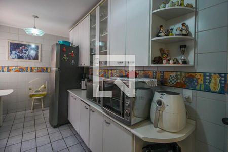 Apartamento à venda com 96m², 3 quartos e 2 vagas Apartamento à venda com 96m², 3 quartos e 2 vagasCozinha