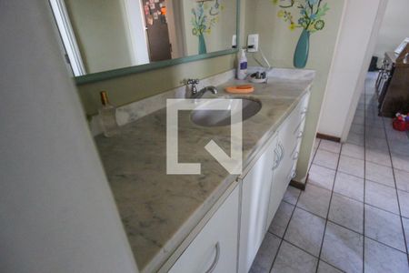 Apartamento à venda com 96m², 3 quartos e 2 vagas Apartamento à venda com 96m², 3 quartos e 2 vagasBanheiro