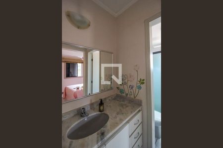 Apartamento à venda com 96m², 3 quartos e 2 vagas Apartamento à venda com 96m², 3 quartos e 2 vagasBanheiro da Suíte 1