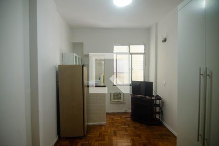 Sala/Quarto de kitnet/studio à venda com 1 quarto, 20m² em Copacabana, Rio de Janeiro