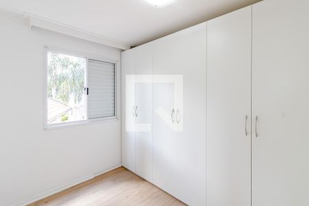 Quarto 1 de apartamento para alugar com 2 quartos, 47m² em Taboão, São Paulo