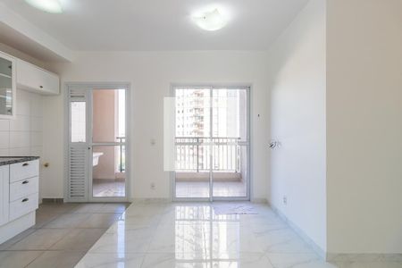 Sala de apartamento para alugar com 2 quartos, 53m² em Alphaville Empresarial, Barueri