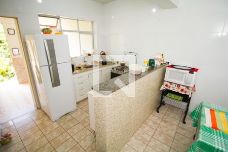 Cozinha de casa para alugar com 3 quartos, 219m² em Colonial, Contagem