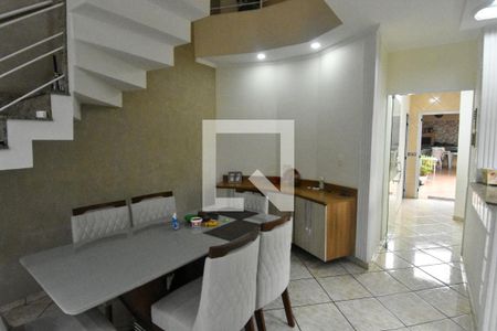 Sala de casa à venda com 5 quartos, 260m² em Vila Mendes, São Paulo