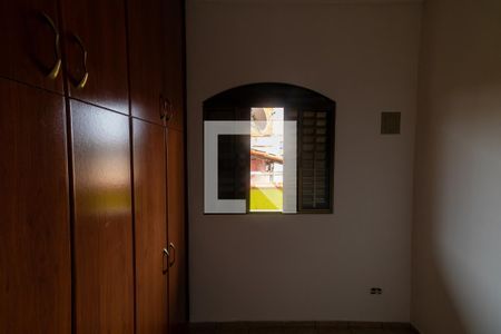 Quarto de casa à venda com 3 quartos, 200m² em Cidade Antônio Estevão de Carvalho, São Paulo