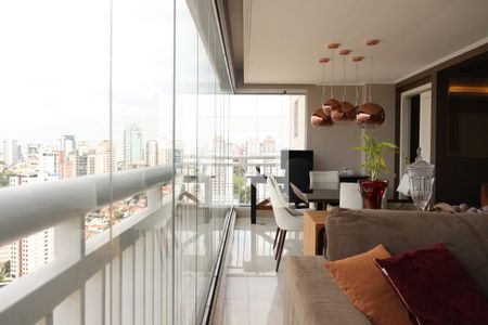 varanda de apartamento para alugar com 2 quartos, 112m² em Chácara Inglesa, São Paulo