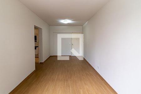 Sala de apartamento para alugar com 3 quartos, 63m² em Vila Olímpia, São Paulo