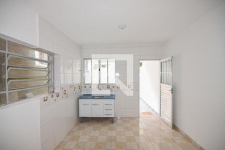 Cozinha de casa para alugar com 1 quarto, 40m² em Jardim Kuabara, Taboão da Serra