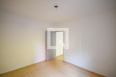 Quarto de casa para alugar com 1 quarto, 45m² em Jardim Kuabara, Taboão da Serra