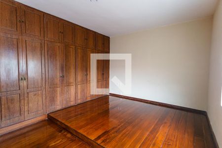 Suíte de casa para alugar com 3 quartos, 250m² em Palmares, Belo Horizonte
