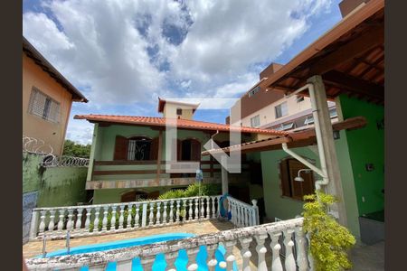 Casa à venda com 5 quartos, 360m² em Paquetá, Belo Horizonte