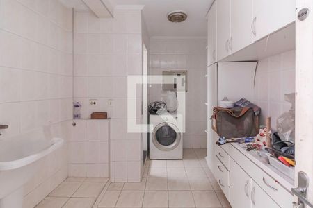 Casa para alugar com 500m², 3 quartos e 8 vagas Casa para alugar com 500m², 3 quartos e 8 vagasÁrea de Serviço