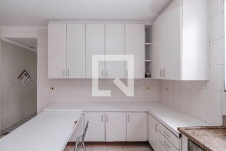 Casa para alugar com 500m², 3 quartos e 8 vagas Casa para alugar com 500m², 3 quartos e 8 vagasCozinha