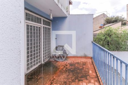 Casa para alugar com 500m², 3 quartos e 8 vagas Casa para alugar com 500m², 3 quartos e 8 vagasCorredor Externo