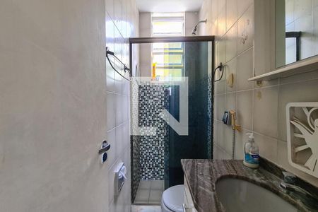 Banheiro da Suíte de casa para alugar com 2 quartos, 171m² em Engenho de Dentro, Rio de Janeiro