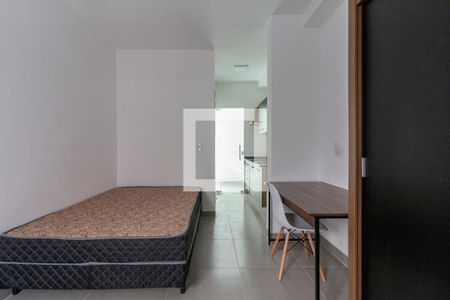 Sala/Quarto de apartamento à venda com 1 quarto, 27m² em Cidade Antônio Estêvão de Carvalho, São Paulo