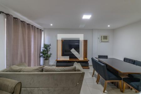 Sala de casa para alugar com 3 quartos, 120m² em Recreio dos Bandeirantes, Rio de Janeiro