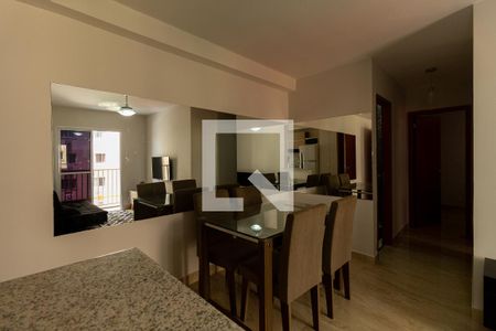 Sala de apartamento para alugar com 2 quartos, 57m² em Todos Os Santos, Rio de Janeiro