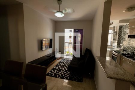 Sala de apartamento para alugar com 2 quartos, 57m² em Todos Os Santos, Rio de Janeiro