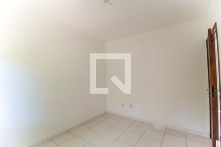 Quarto 2 de apartamento para alugar com 2 quartos, 49m² em Vila Miranda, Itaquaquecetuba
