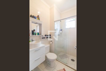 Apartamento à venda com 134m², 3 quartos e 1 vaga Apartamento à venda com 134m², 3 quartos e 1 vagaBanheiro da Suite