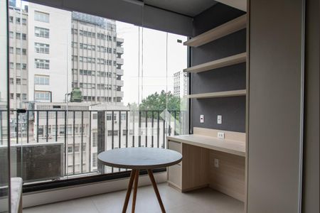 Varanda de kitnet/studio à venda com 1 quarto, 26m² em Vila Mariana, São Paulo