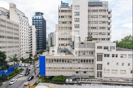 Varanda de kitnet/studio à venda com 1 quarto, 26m² em Vila Mariana, São Paulo