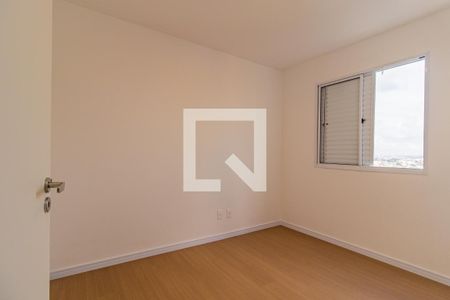 Quarto 1 de apartamento para alugar com 2 quartos, 42m² em Jardim Record, Taboão da Serra