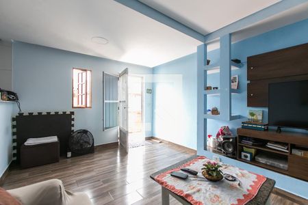 Sala de casa para alugar com 1 quarto, 53m² em Conjunto Habitacional Águia de Haia, São Paulo