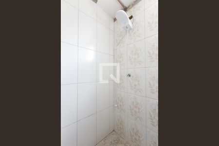 Banheiro  de casa para alugar com 1 quarto, 53m² em Conjunto Habitacional Águia de Haia, São Paulo