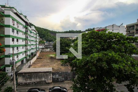 Vista do Quarto 1 de apartamento para alugar com 2 quartos, 51m² em Vila Isabel, Rio de Janeiro