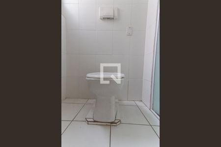 Banheiro de apartamento para alugar com 1 quarto, 56m² em Jardim Modelo, São Paulo