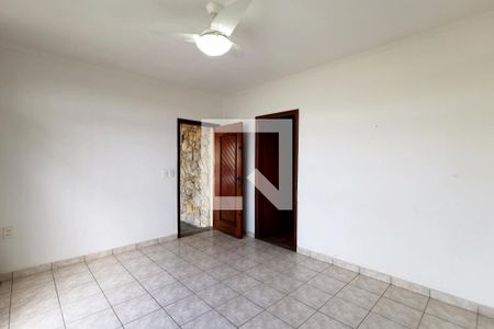 Sala de casa à venda com 3 quartos, 180m² em Vila Bandeirantes, Jundiaí